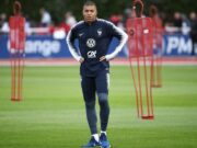 Mbappé rechaza oferta de renovación por 45 millones de euros