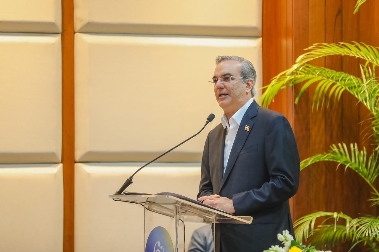 Abinader a atacantes de Oro Duro: “Entréguense; si no, les irá peor”