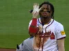 Los Bravos ejercen sus opciones sobre Ronald Acuña Jr. y Ozzie Albies