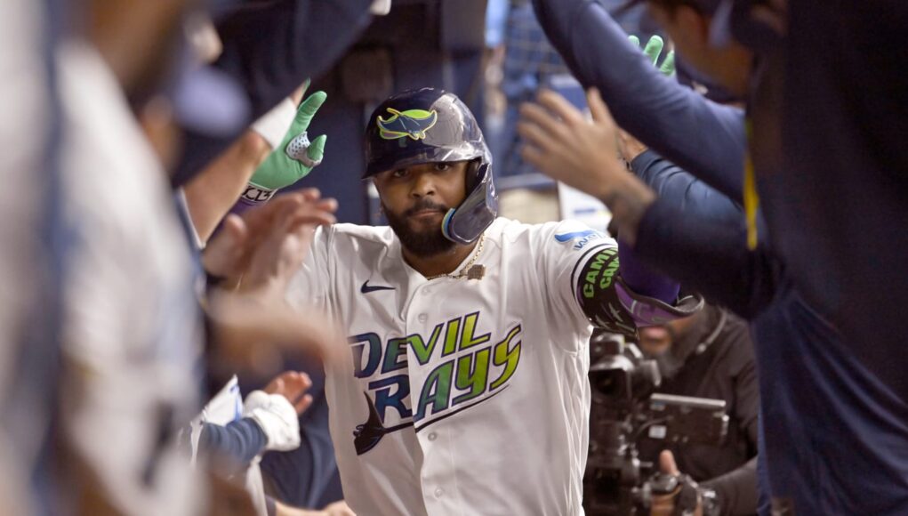 Junior Caminero pega su 2do jonrón de oro en cinco días para los Rays