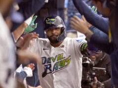 Junior Caminero pega su 2do jonrón de oro en cinco días para los Rays
