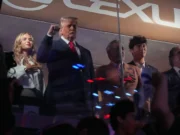 Trump fue abucheado por la multitud durante el himno nacional antes del tercer partido de las Finales de la NBA
