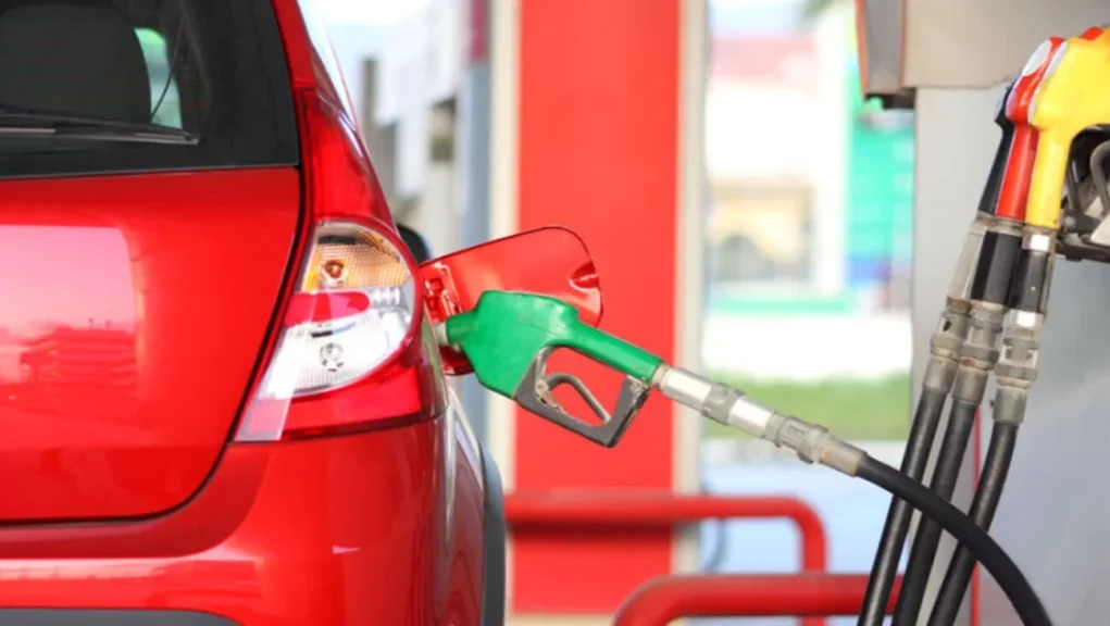Gobierno evalúa nuevas medidas para mitigar impacto de combustibles