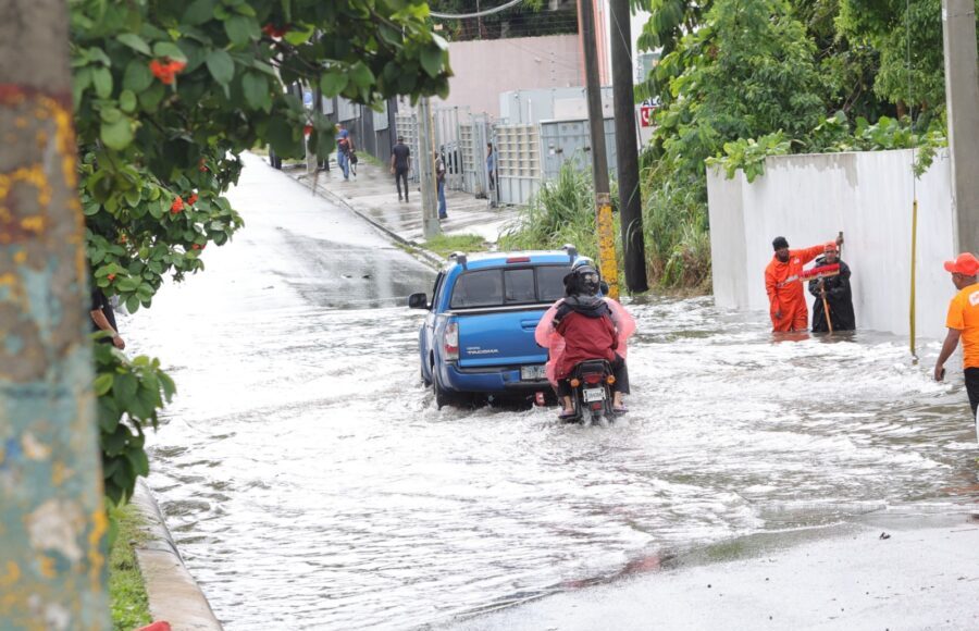 COE coloca cuatro provincias en alerta amarilla, incluido el DN, y 10 en verde
