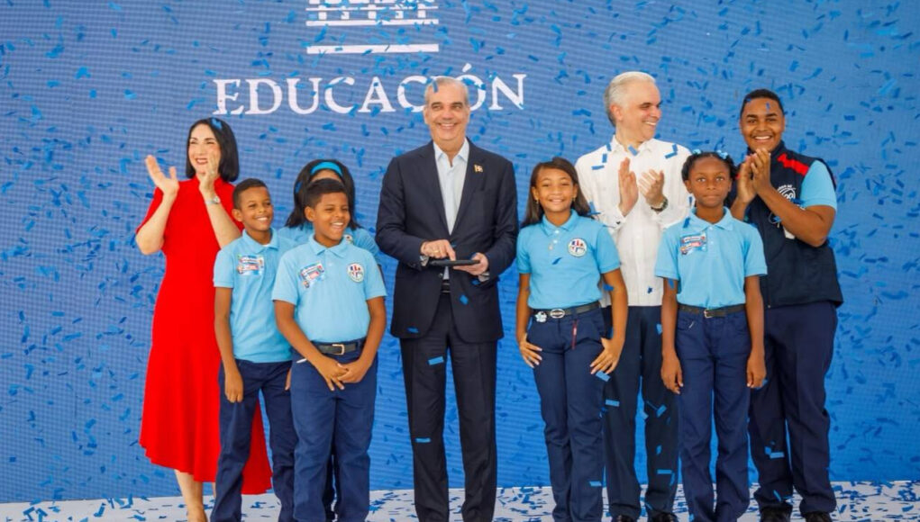 Presidente Abinader da inicio al año escolar 2026-2027 con más de dos millones de estudiantes convocados
