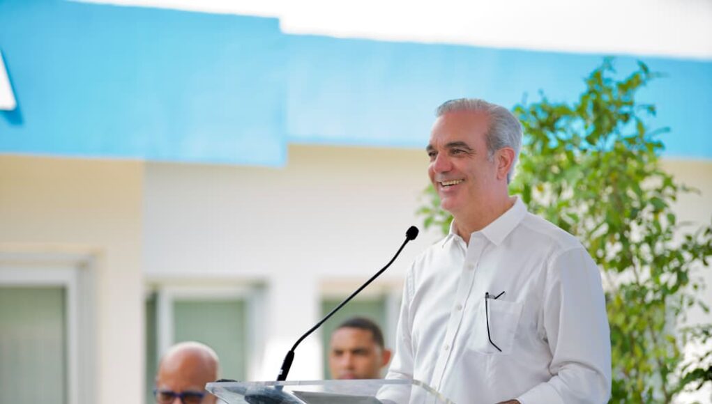 Abinader inaugurará obras viales y un techado este sábado en Independencia y Barahona