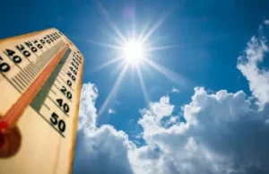 Ambiente caluroso y despejado; aumentarán las precipitaciones por onda tropical