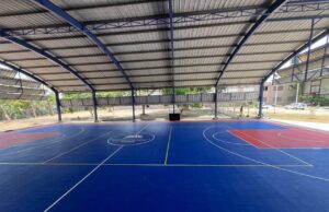Inefi remoza polideportivo del Politécnico Nuestra Señora de las Mercedes en Santiago