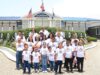 Comisionado de Béisbol realiza actividad con hijos de colaboradores