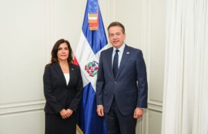 Canciller Ito Bisonó recibe a embajadora de Estados Unidos y reafirma solidez de las relaciones bilaterales