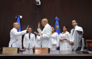 Alfredo Pacheco es ratificado como presidente de la Cámara de Diputados