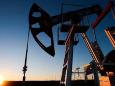 Petróleo de Texas baja un 2,1 %, hasta 80 dólares, ante optimismo por nueva ruta en Ormuz