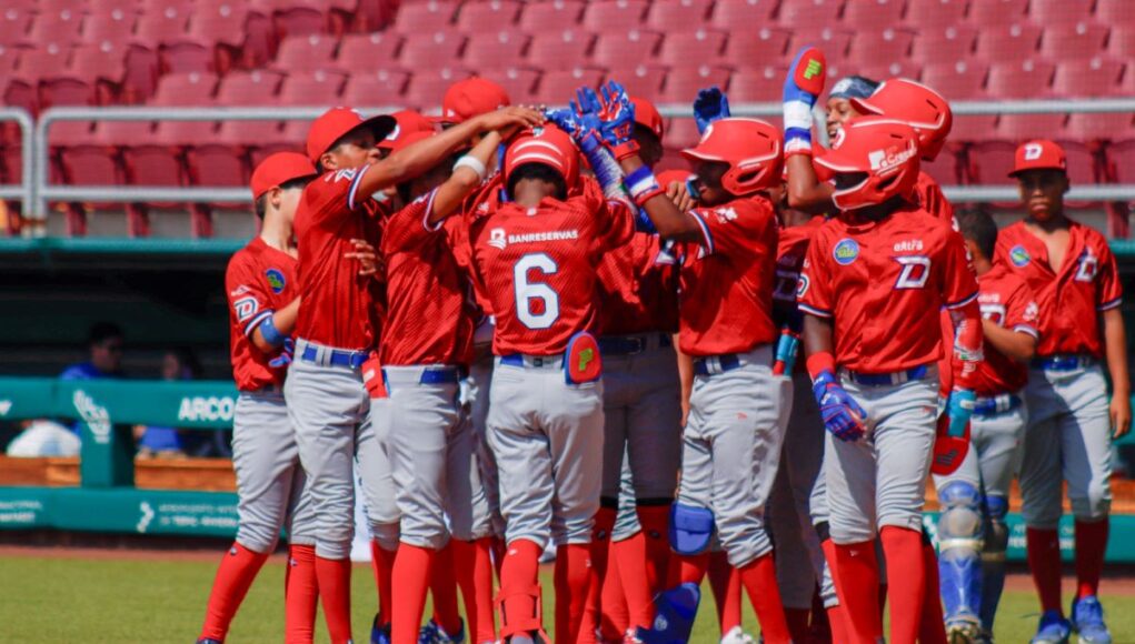 Dominicana vence 11-1 a México Rojo y termina invicta en la Serie del Caribe Kids