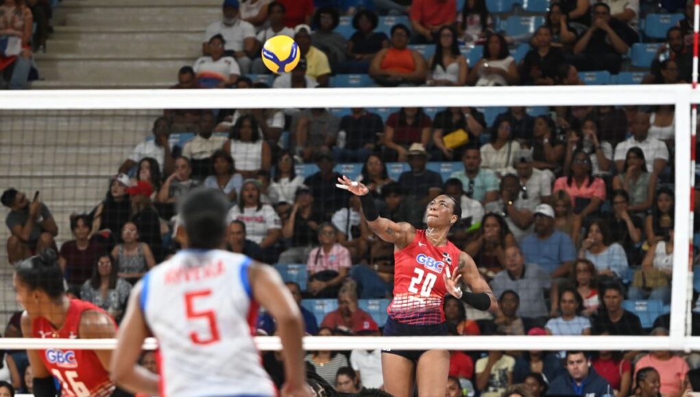 Reinas del Caribe avanzan a semifinales del Norceca femenino