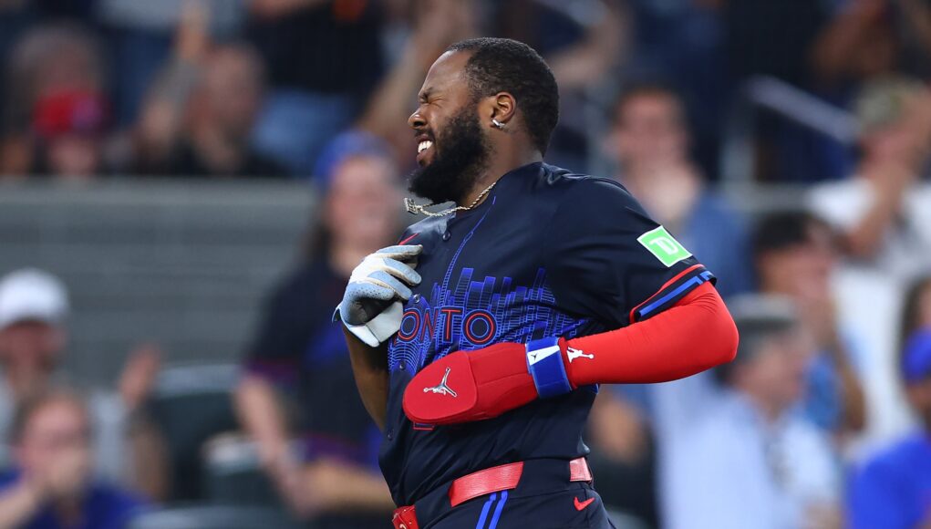 Azulejos esperan el regreso de Vlad el sábado para la serie crucial ante Yankees