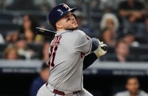 Astros reaccionan ante Yankees y ganan el primero de la era post-Brown