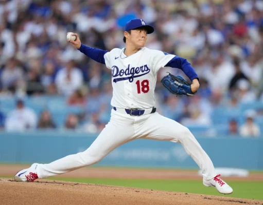 Yoshinobu Yamamoto ayuda a los Dodgers a vencer a los Brewers, líderes de la Liga Nacional