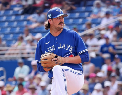 Leones contratan a los lanzadores Rees y VanScoter
