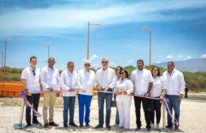 Presidente Abinader inaugura la carretera de Boca de Chavón en La Altagracia