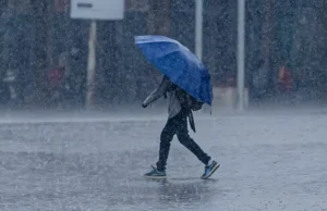 Aguaceros, tormentas eléctricas y ráfagas de viento en horas de la tarde de este domingo