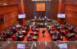 Senado aprueba ley que regula el juego de azar