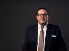 Designan a Víctor Cedeño Brea como nuevo superintendente de Bancos