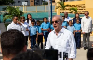 Abinader advierte a prófugos: “Entréguense, ya los tienen ubicados”