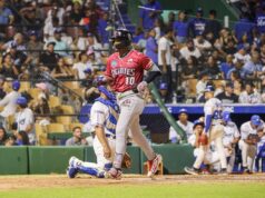 Jefferson Rojas conecta dos jonrones en triunfo de los Gigantes sobre el Licey