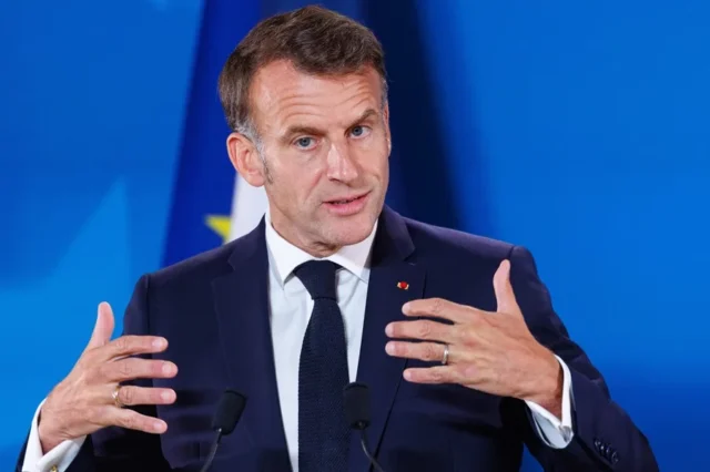 Macron-Rusia-1