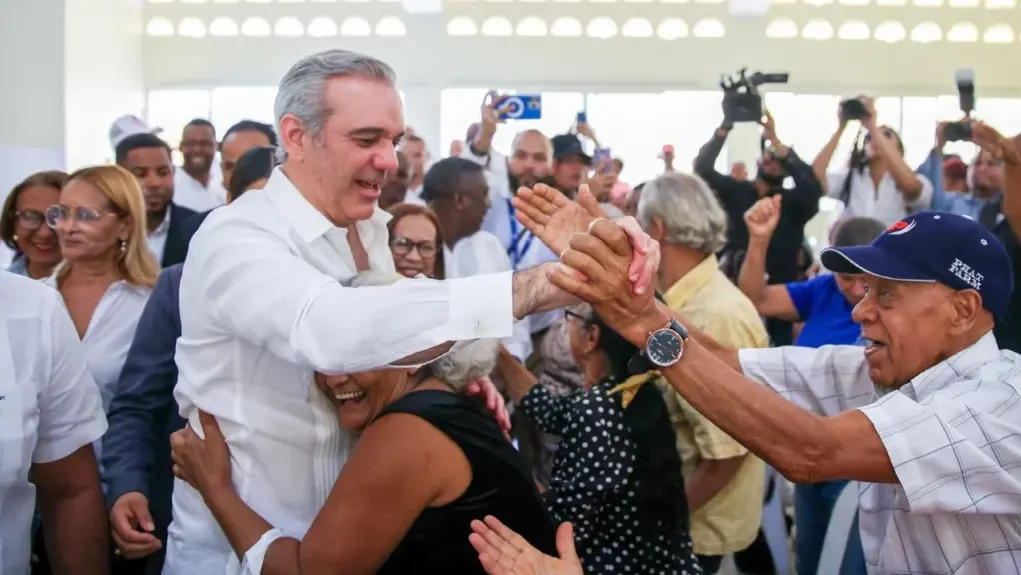 Presidente Abinader agotará agenda este fin de semana en San Cristóbal, Santo Domingo y Santiago