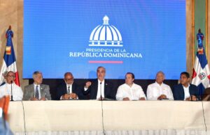 Abinader destaca labor de Comisión de Veeduría en supervisión de más de RD$2,000 millones destinados a obras deportivas