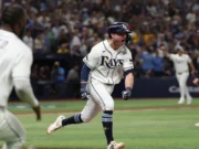 Rays dejan tendidos a Cerveceros en extras y fuerzan un Juego 5 de la Serie Mundial