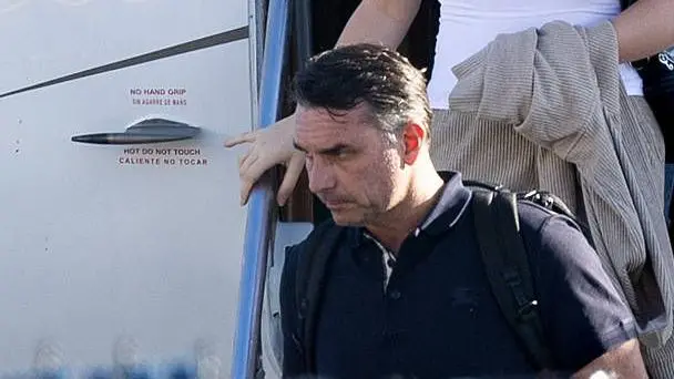 Flávio Bolsonaro viajó a EE.UU. en un avión vinculado a la red de un narcotraficante argentino