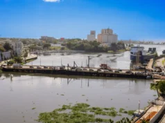 El Puente Flotante estará cerrado durante dos horas este sábado
