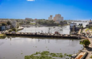 El Puente Flotante estará cerrado durante dos horas este sábado