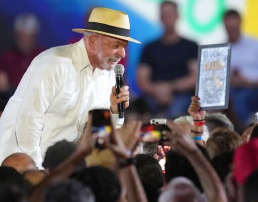 La izquierda brasileña se moviliza en las calles para respaldar a Lula ante el desafío electoral