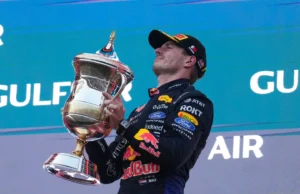 Verstappen supera a Antonelli y gana el Gran Premio de Bahréin