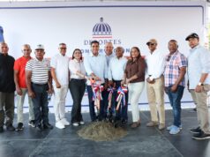 Ministro Kelvin Cruz inicia construcción de techado multiuso en Hostos